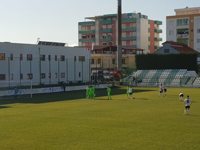 Sindikata e Futbollistëve ka një kërkesë për FSHF: Të paguhen edhe …