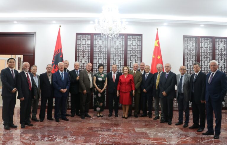 Përfaqësuesi i ri i BE për dialogun Kosovë-Serbi/ Këshilli i Ambasadorëve: Pritshmëri të larta te përvoja e diplomatit