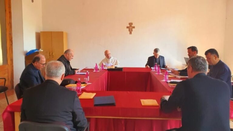 Kisha Katolike: Covid-19 po krijon varfëri të reja