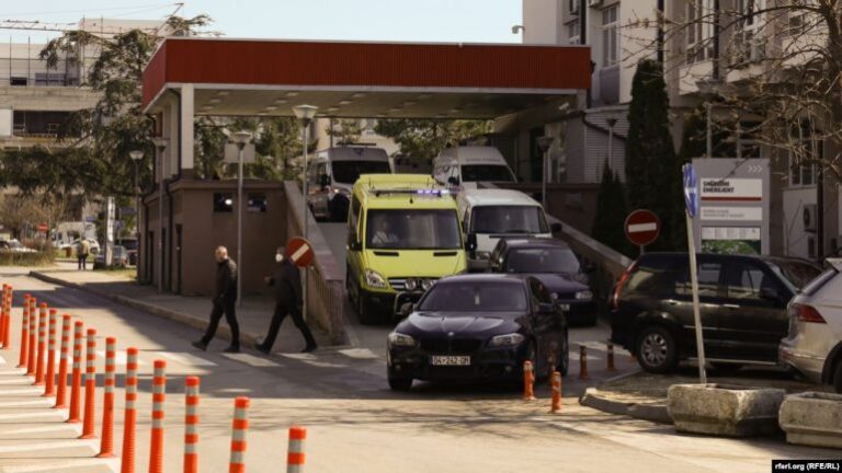 Qendra Emergjente e Kosovës e mbingarkuar, klinikat vetëm me raste urgjente