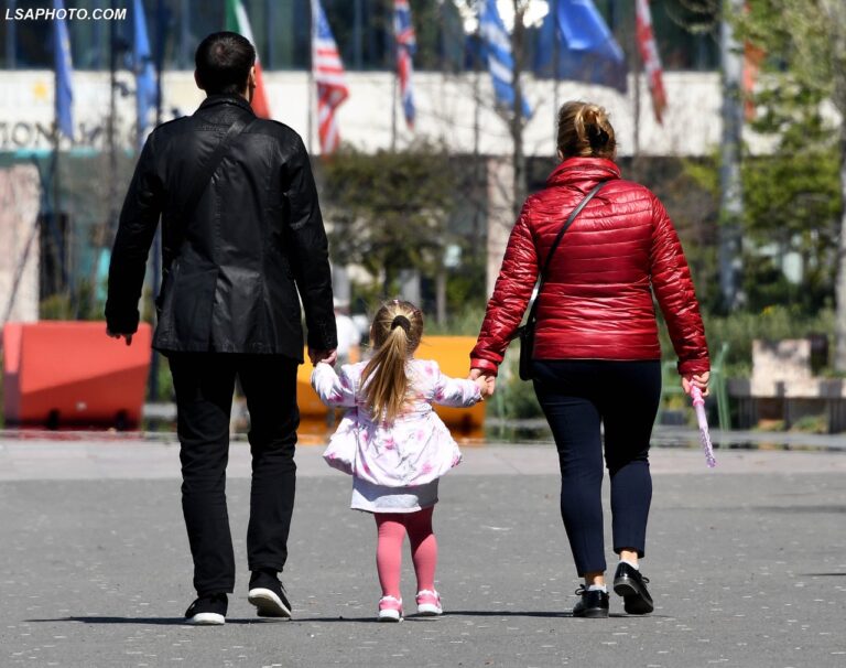 Sociologu Gëzim Tushi: Ky izolim i shëndetshëm, do ndryshojmë sjelljen