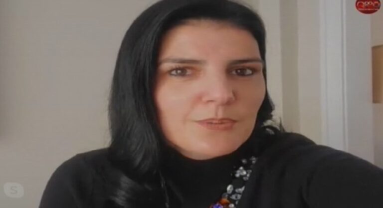 Gazetarja në Nju Jork përlotet: Çfarë më tha shqiptarja që i vdiq bashkëshorti!