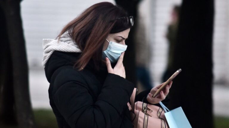 Gjermania e bën të detyrueshme përdorimin e maskave në transportin publik