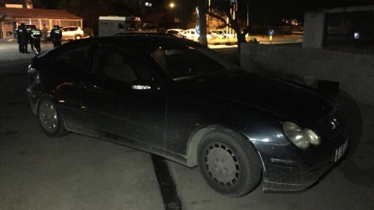 Automjeti tip Mercedez benz i shpallur në kërkim nga Interpoli ndalohet në postobllokun e Brandasheshit