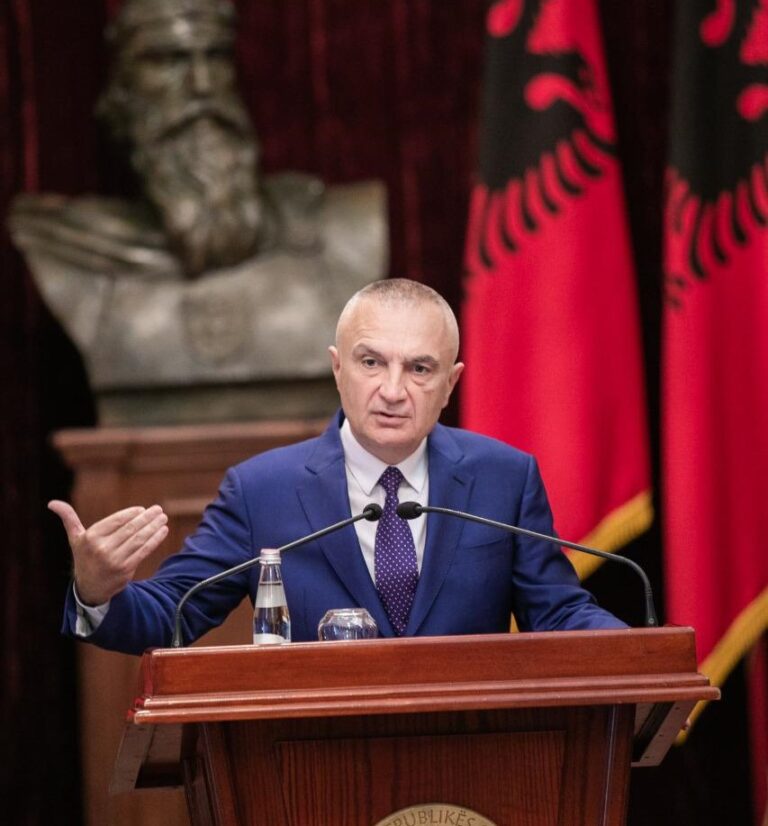 Presidenti dekreton ligjin që lejon ushtrimin e aktivitetit në Shqipëri të Agjencisë Franceze të Zhvillimit
