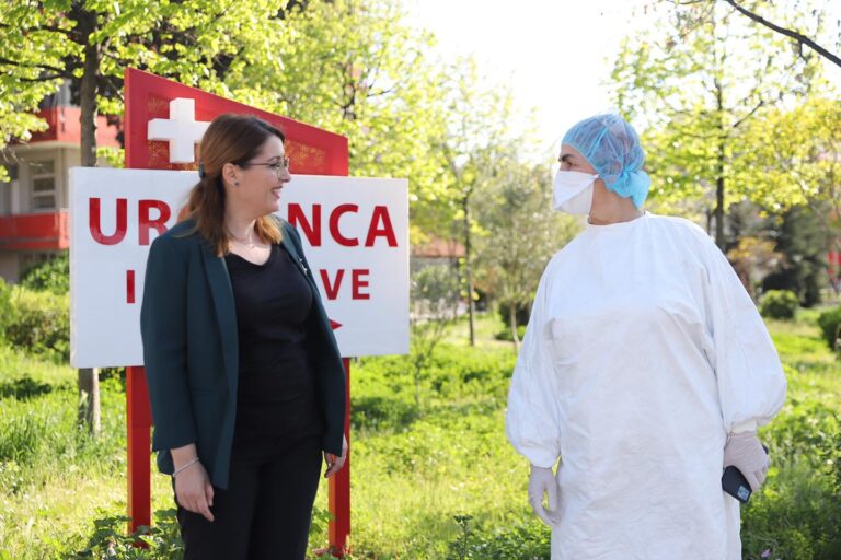 Manastirliu: Krenare për ekipet mjekësore në vijën e parë të zjarrit!