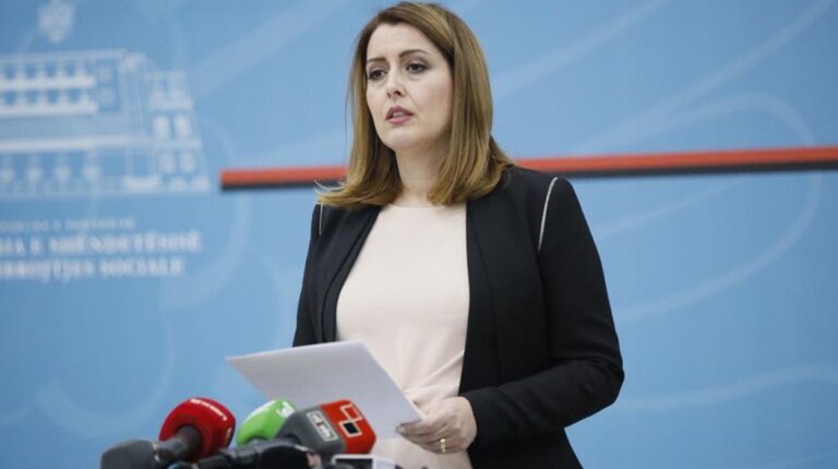 Mbyllja pa afat e bizneseve, Manastirliu merr vendimin