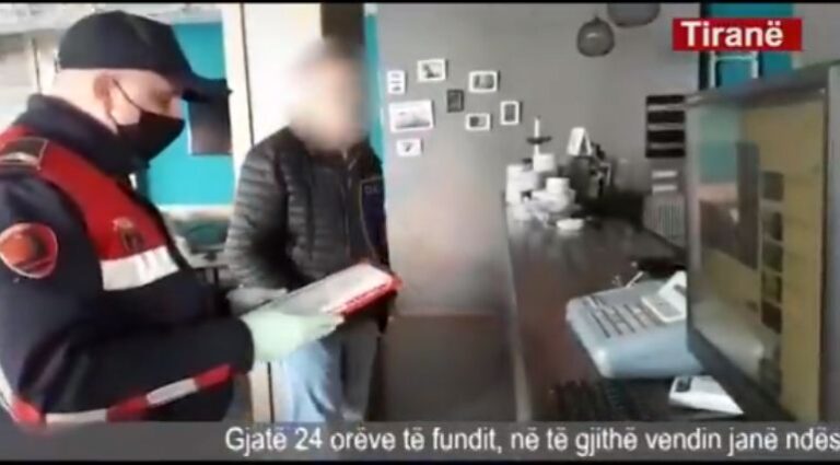VIDEO/ Grushte, gjoba e bllokim makinash, policia sqaron ç’ndodhi 24 orët e fundit në vend: Ndëshkohen 5 biznese e 270 qytetarë