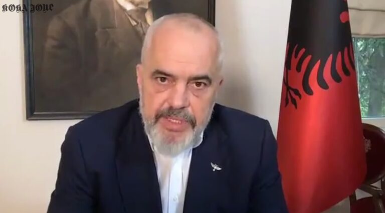 “Do ketë gjë për arbitrat?”, Rama i përgjigjet komentuesit: T’i paguajmë pse japin penallti gabim? (VIDEO)