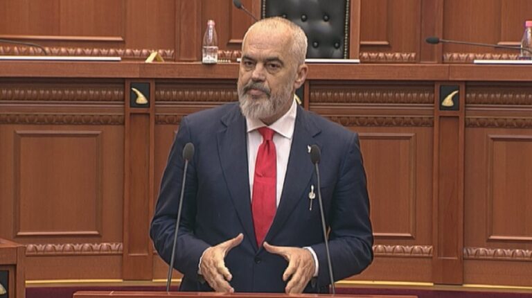COVID-19, Rama: Jemi në luftë me dy fronte, do t’i fitojmë