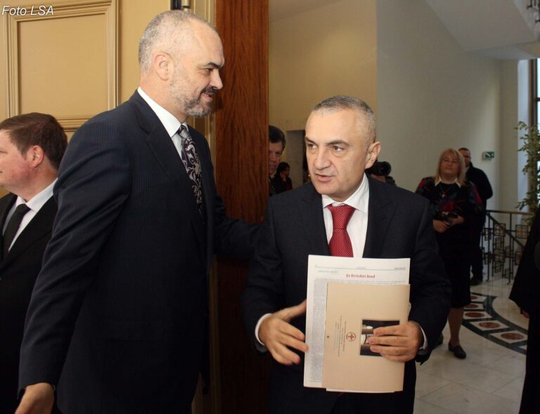 Pse oligarkët duan sherr në kohë pandemie mes Metës dhe Ramës?   