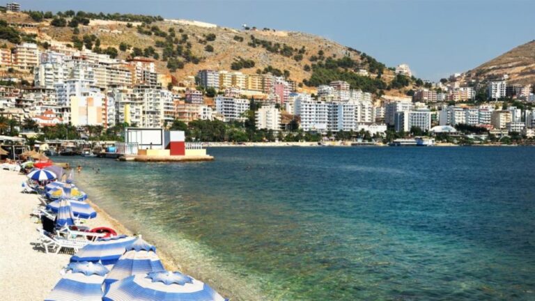 Sarandë, turizëm mes mbetjeve urbane (VIDEO)