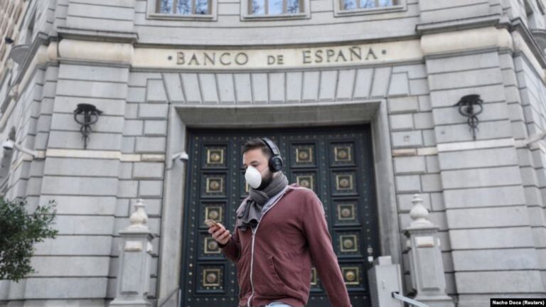 Spanja lehtëson masat ndaj COVID-19/ 300 mijë punonjës në Madrid u kthyen këtë të hënë në punë