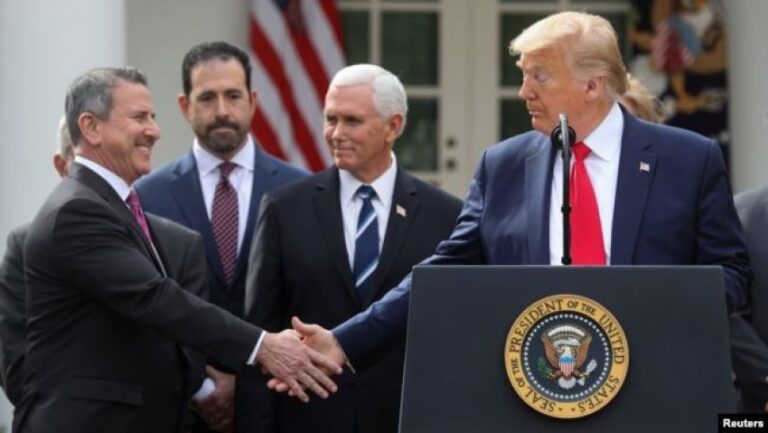 Presidenti Trump bën testin e dytë për koronavirusin, del negativ