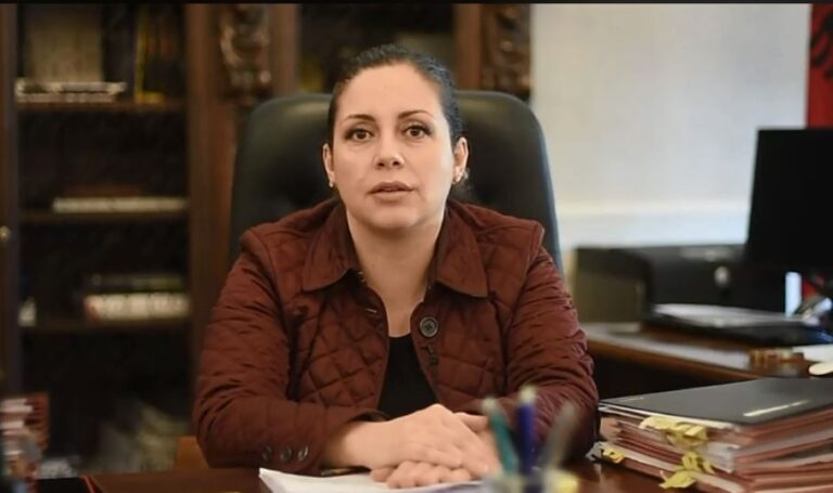 Shtëpia e Bardhë dëbon 10 diplomatë rusë, Xhaçka: Shqipëria krah SHBA-së