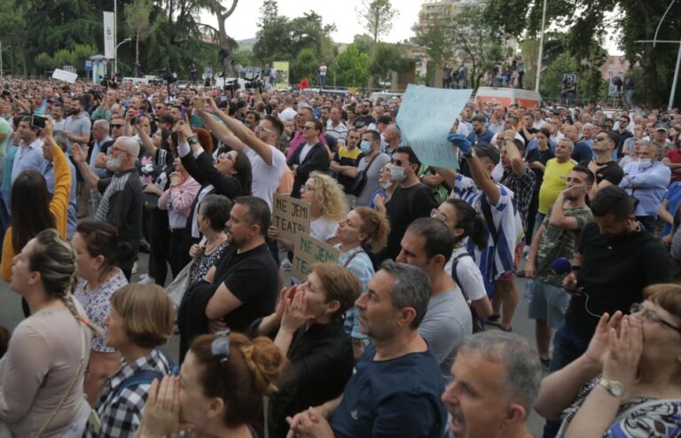 Thirrja e fortë që vjen nga protesta: Të bëhemi si gjithë Europa