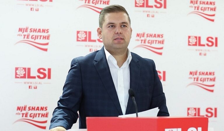 Braimllari: Modeli i Rilindjes në Korçë është modeli i korrupsionit dhe tenderave klienteliste