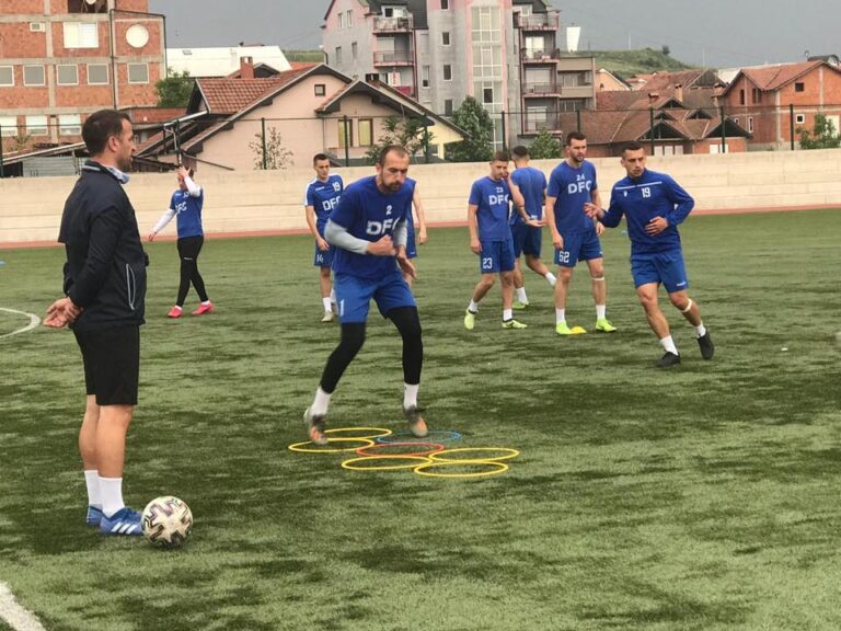 Futbollisti i ekipit të Dritës në Kosovë del pozitiv ndaj koronavirusit