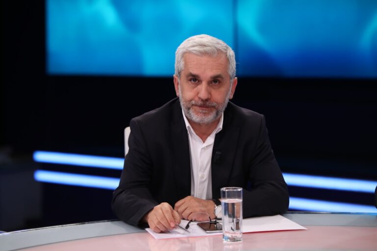Tirana po bëhet si Ramallahu