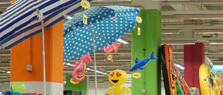 Covid-19 zhduk kërkesën për produkte plazhi