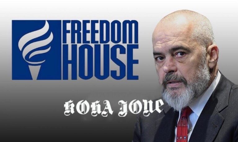Video editorial i “Koha Jonë”: Nuk jemi demokraci, kemi vetëm regjim