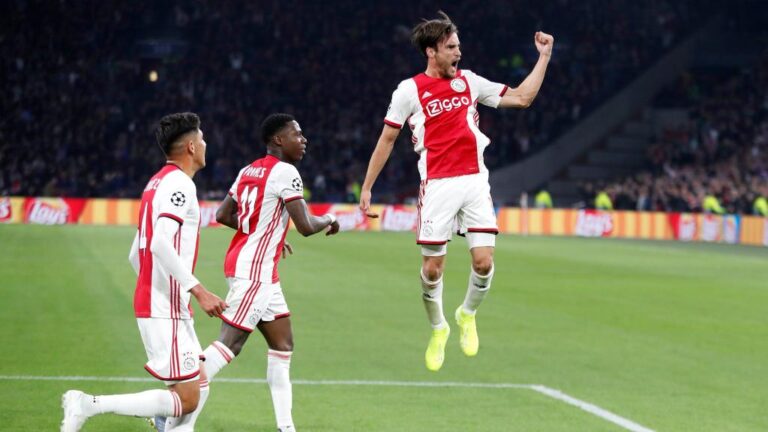 Tagliafico braktis Ajax-in, Interi dhe Barcelona nisin duelin