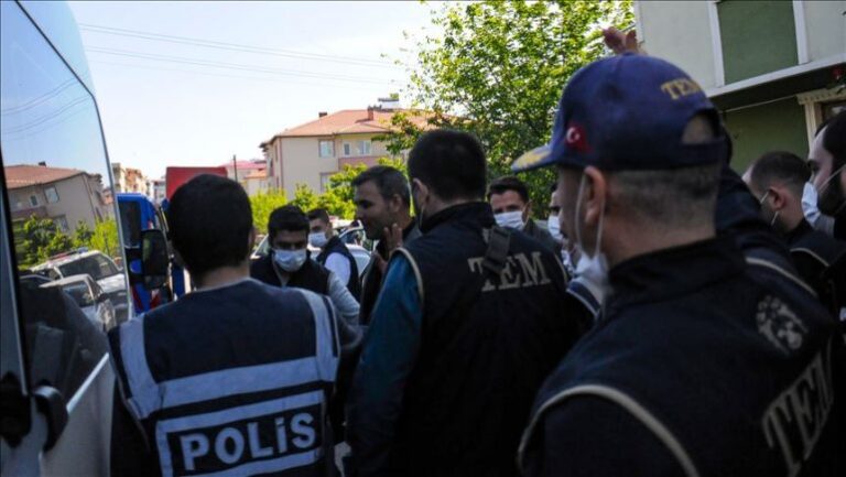 Mediat turke: Arrestohen kryetarët e bashkive në Turqi, dyshohet se kanë lidhje me celula të dyshimta