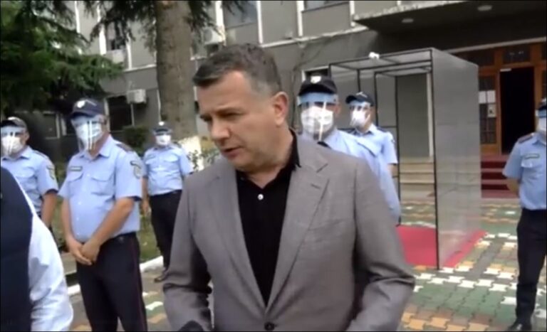 Balla inkurajon policinë: Vazhdoni kështu! Të vazhdojnë të kryejnë detyrën për respektimin e rregullave