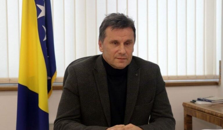Ndalohet kryeministri i Federatës Boshnjako-Kroate pas dyshimeve për korrupsion