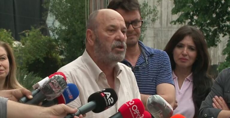 Artistët kallëzim në SPAK për shembjen e Teatrit, Budina: Do vijojmë betejën, s’kemi nevojë për një parti!