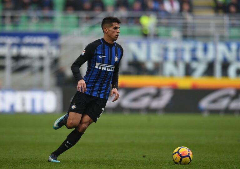 Cancelo drejt rikthimit tek Interi, 3 skuadra përfshihen në marrëveshje