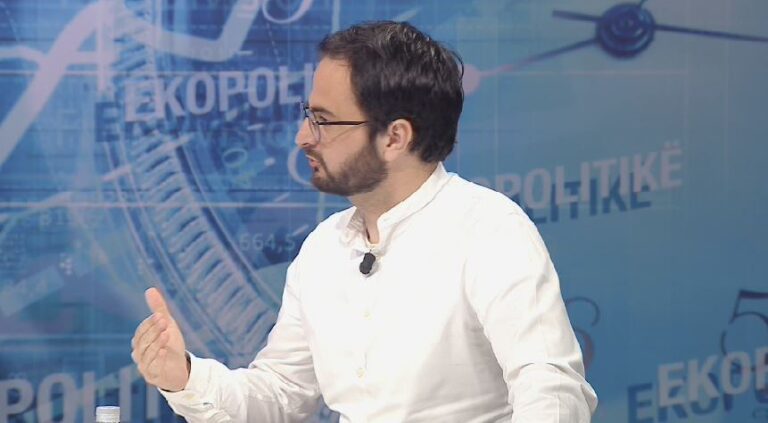 Shembja e teatrit, Shabani: Kemi lejuar kaq shumë pushtet sa një njeri i ka në kontroll të gjitha
