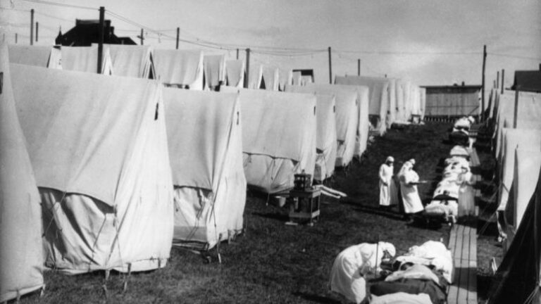 Një mësim nga “gripi spanjoll”, Bloomberg: Mos e ktheni lirinë e lëvizjes shumë shpejt!