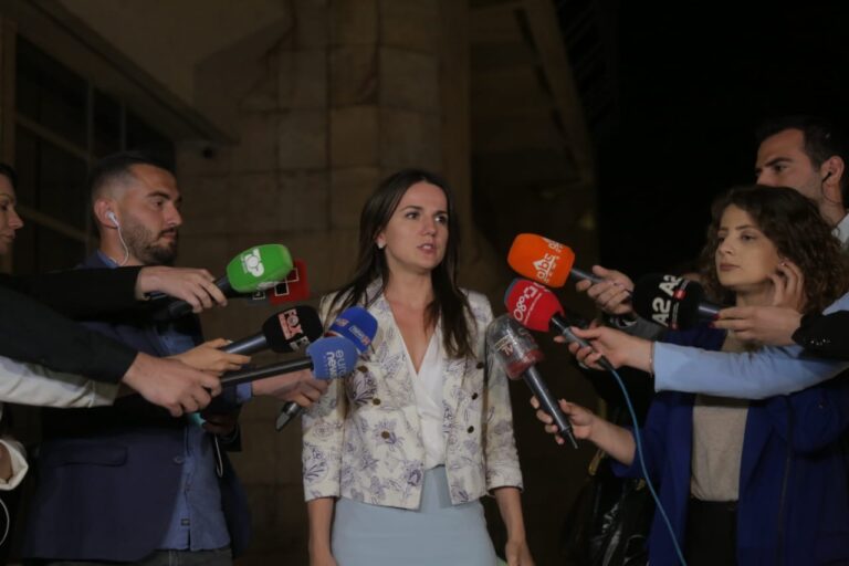 Hajdari e zhgënjyer: Asnjë marrëveshje, 2 partitë e vjetra kanë hallin e tyre