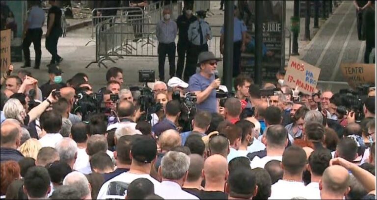 Lubonja kërkon vazhdimin e protestave: Të dorëhiqet Erion Veliaj