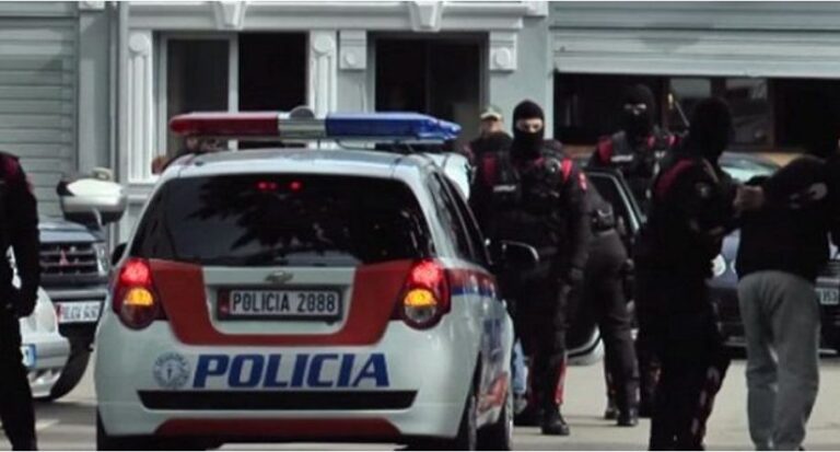 Merr fund arratia/ Arrestohet babai që mori “peng” të birin për 1 vit e gjysmë. Akuzat që rëndojnë mbi të
