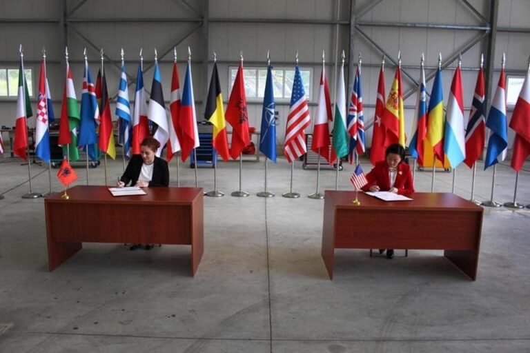 Kontrata me SHBA për helikopterët “Black Hawk”, Rama: Forcat Ajrore po ringrihen. Financim i dy qeverive për investimin kolosal