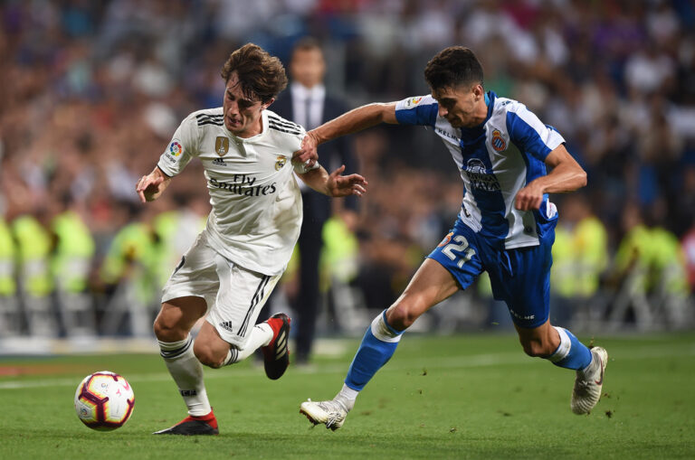Reali në kërkim të pasusit të Casemiros, piketon talentin e Espanyol