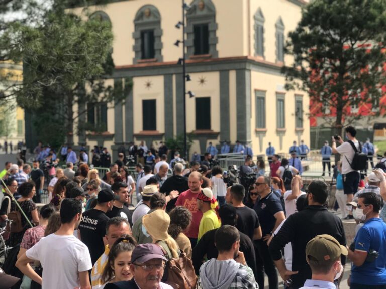 Aleanca parlajmëron protestë sot në 19:30: Po rrethojnë pronën e Teatrit, nuk do lejojmë fillimin e punimeve