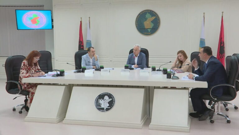 Kodi Zgjedhor/KQZ nuk merr asnjë vendim për referendumin
