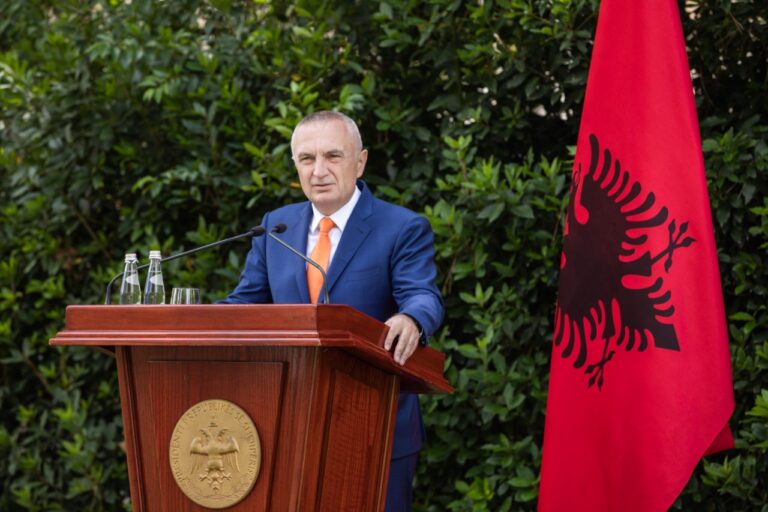 Presidenti Meta: Venecia tregoi se kush janë shkelësit e Kushtetutës dhe abuzuesit me ligjet