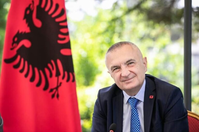 Presidenti Meta shpreh shqetësim për situatën e Covid-19 në vend: Duhet urgjentisht reflektim