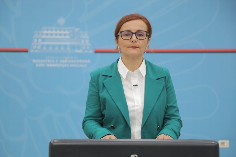 82 raste të reja me Covid-19, Cami: Rritet numri i të shtruarve, 11 në terapi intesive