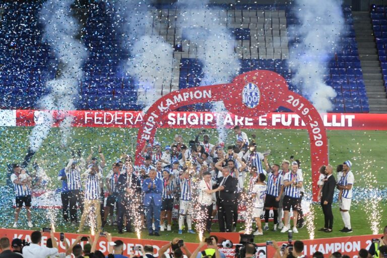Luhet finalja e Kupës, FSHF kërkon që të ketë tifozë në stadium