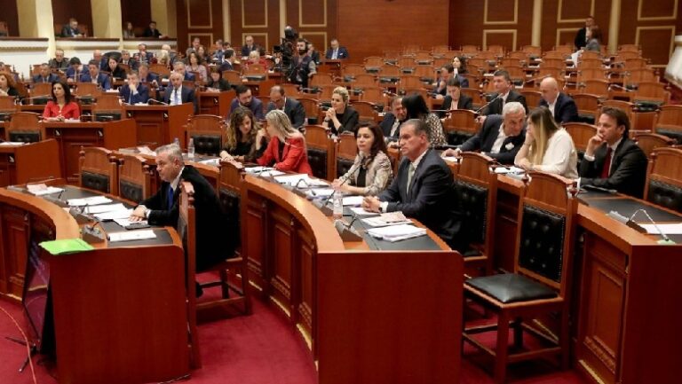 Ja kush janë deputetët që votuan kundër marrëveshjes së 5 qershorit (EMRAT)