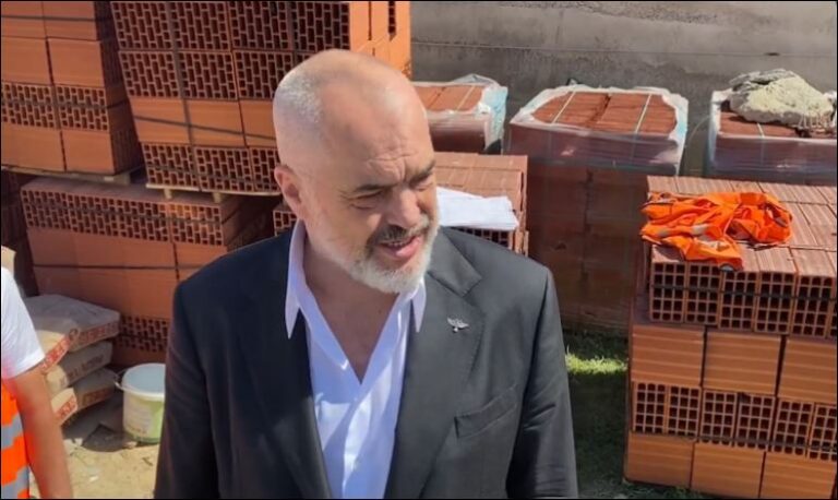 ‘’Po si ka mundësi si!’’, Rama u përgjigjet kritikëve të Rindërtimit: Fjala e keqe u vjen si …