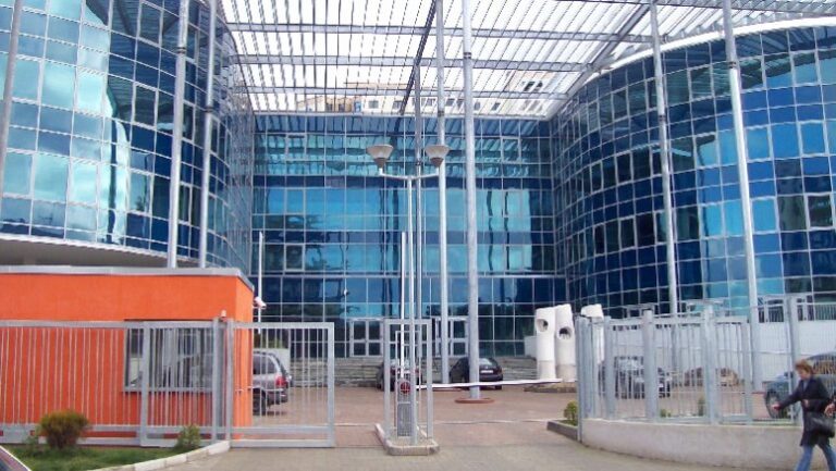 Vendimi për dosjen 339/ Policia shkon për arrestimet, por dy prej komisionerëve kanë ndërruar jetë