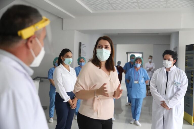 Mjekët e familjes po ndjekin mbi 1 mijë të prekur me Covid-19, Manastirliu: Protokolle të përcaktuara për ndjekjen e pacientëve