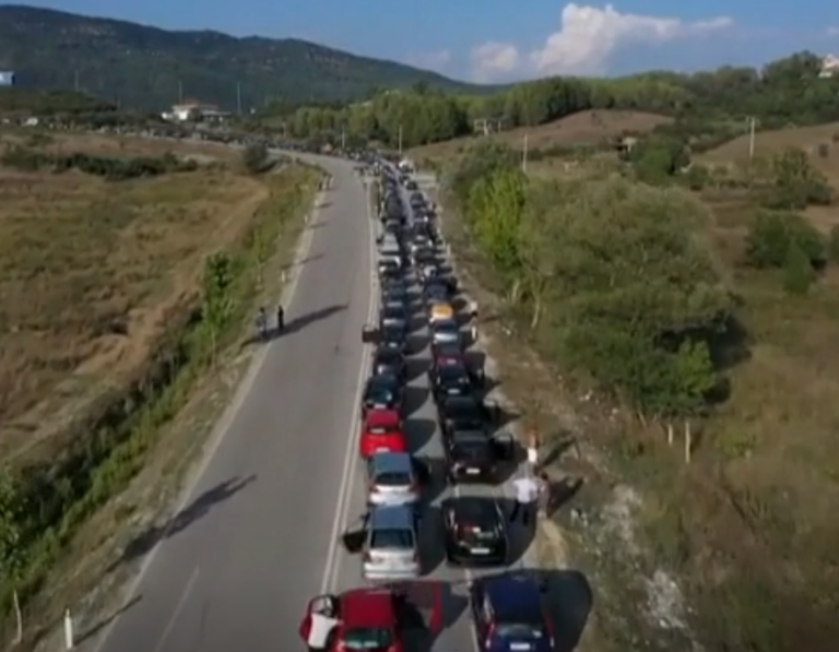 Qeveria që mungon në krizën e tamponëve mes Shqipërisë dhe Greqisë