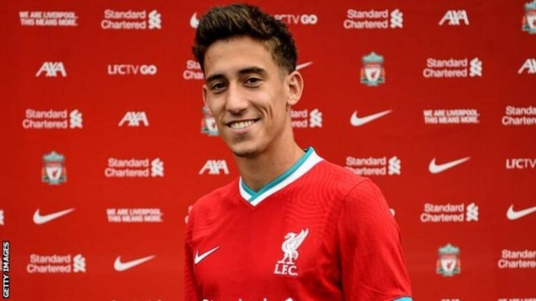 Liverpooli transferon mbrojtësin grek, do të rivalizojë Robertson